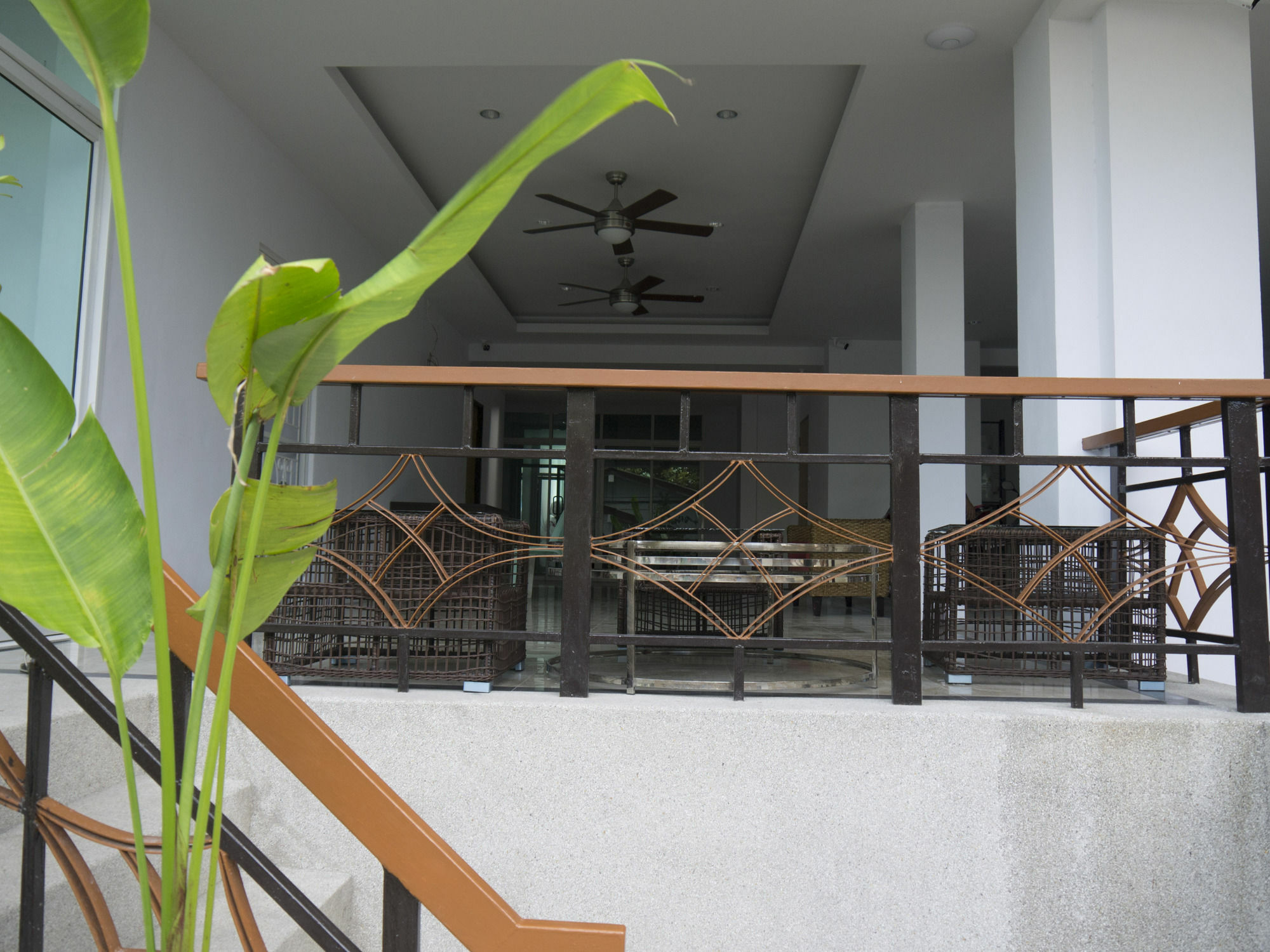 Darisa Apartment Service Patong Extérieur photo